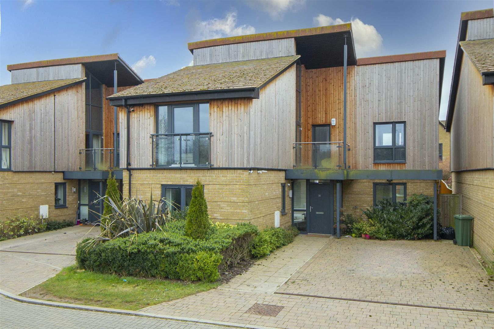 4 bed property in Aiken Grange, Milton Keynes
